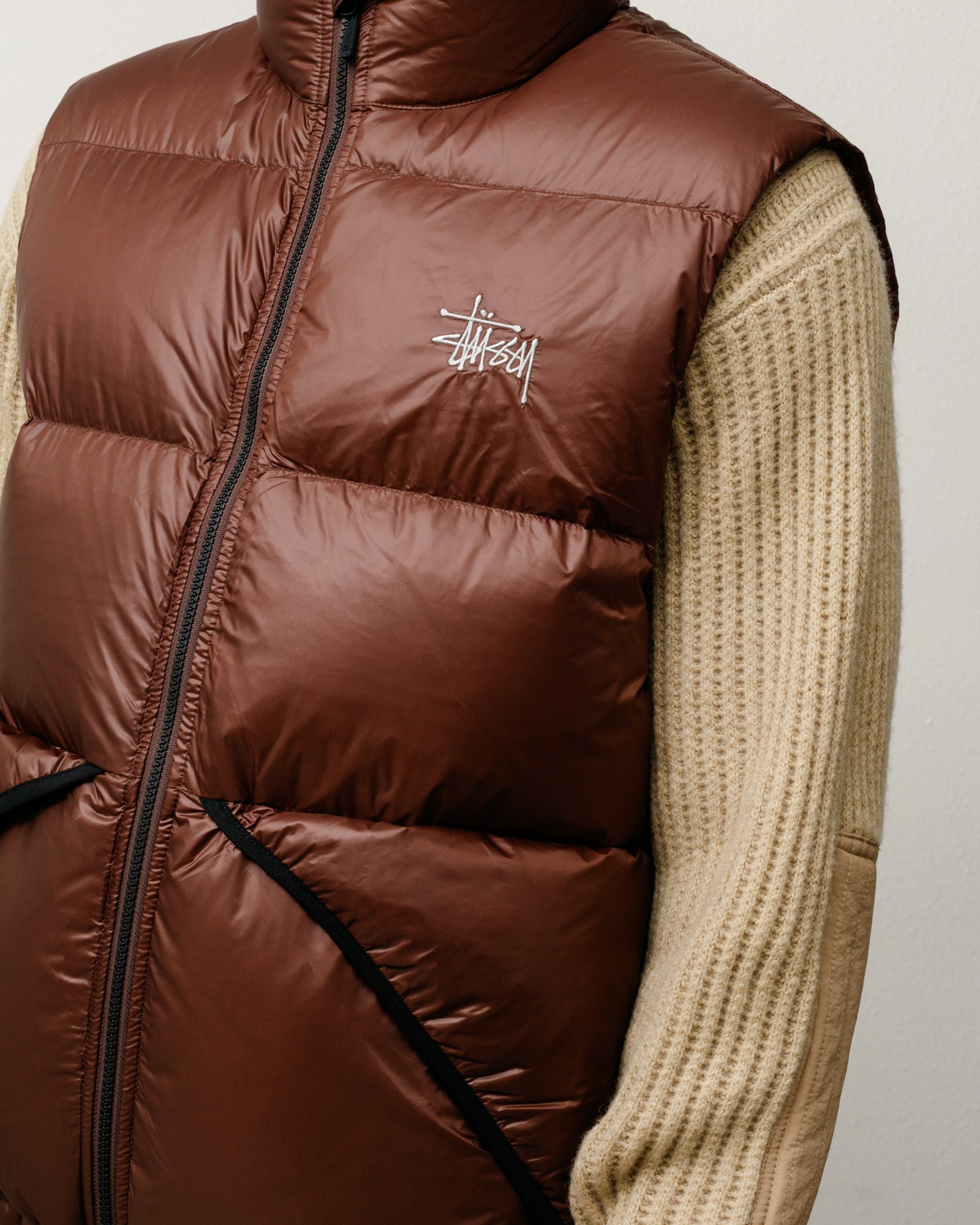 MICRO RIPSTOP DOWN VEST - Image 2