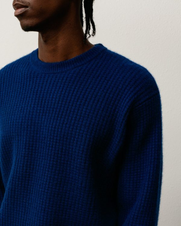 WAFFLE CASHMERE CREW - Image 2