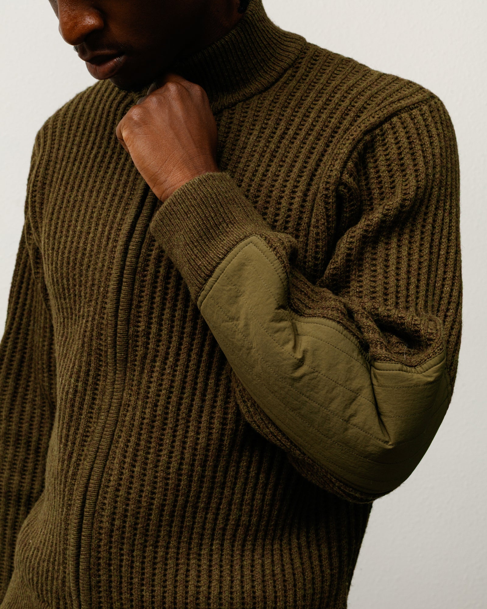 PATCH ZIP SWEATER - Image 2