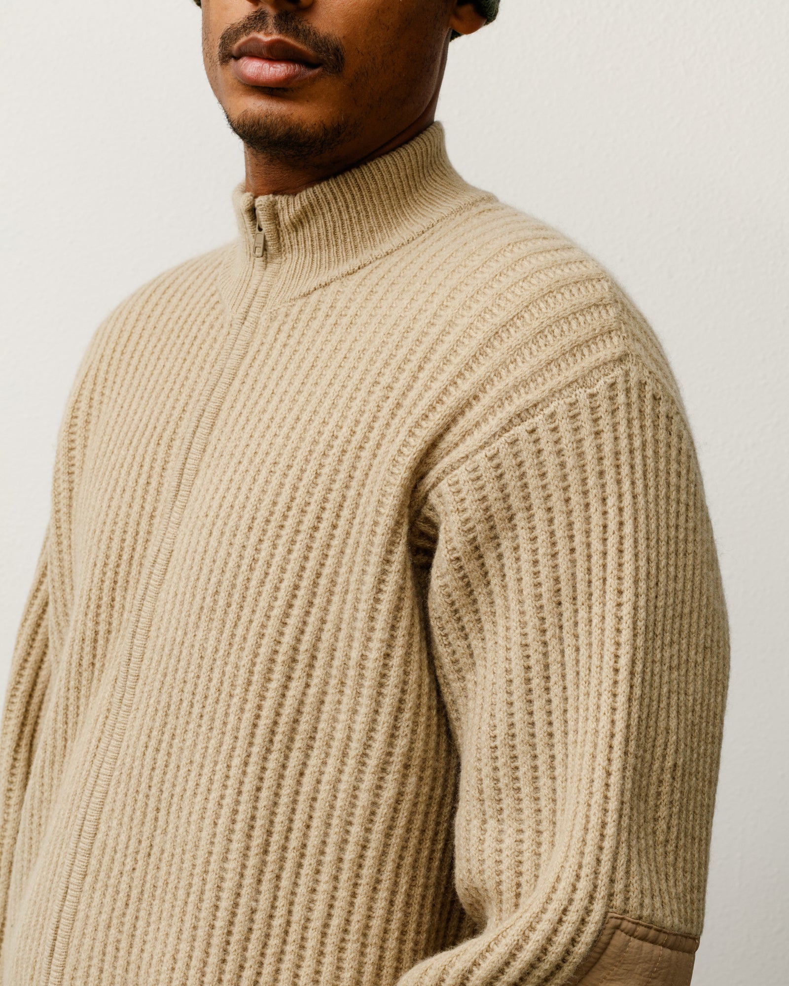 PATCH ZIP SWEATER - Image 2