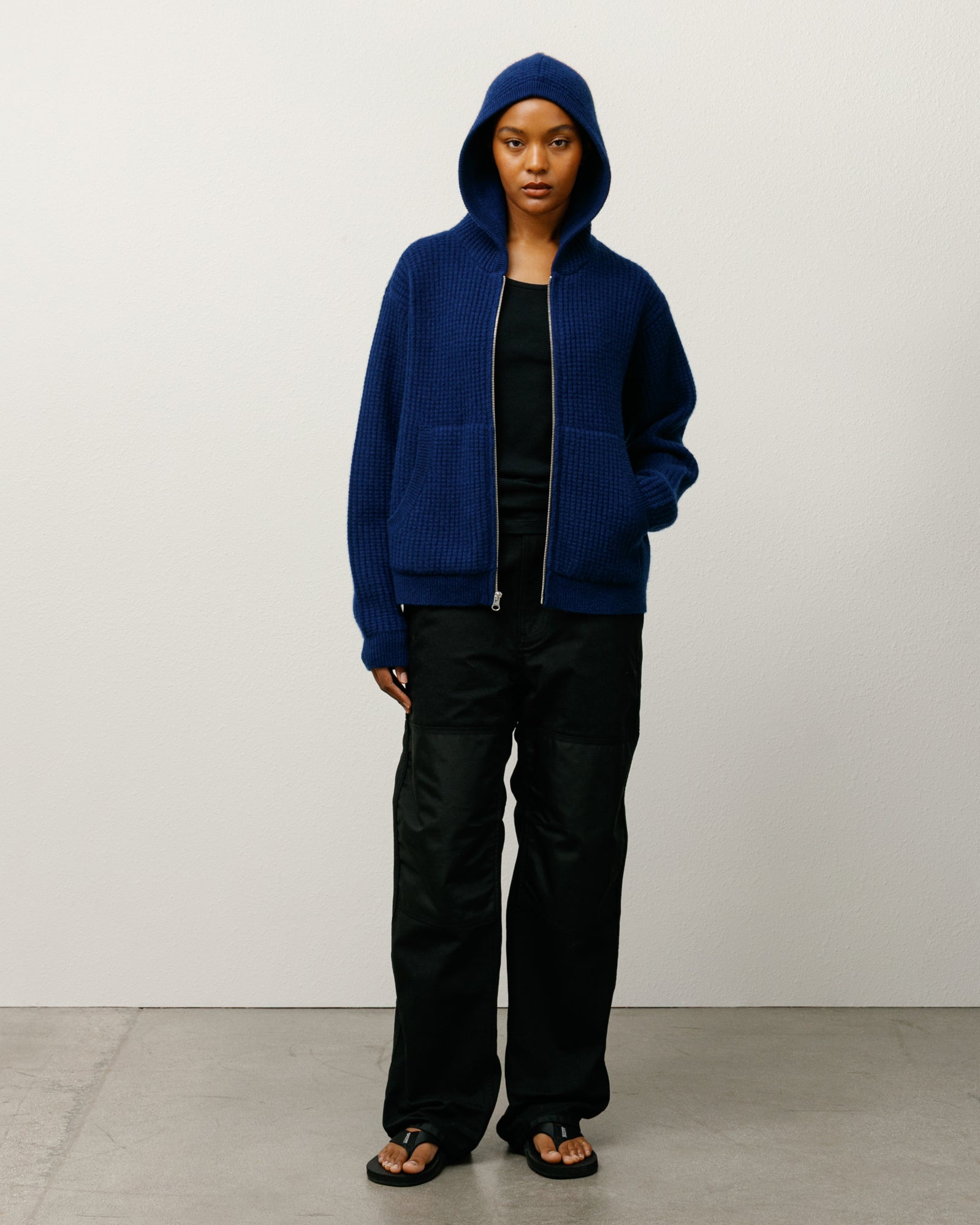 WAFFLE CASHMERE ZIP HOODIE - Image 3