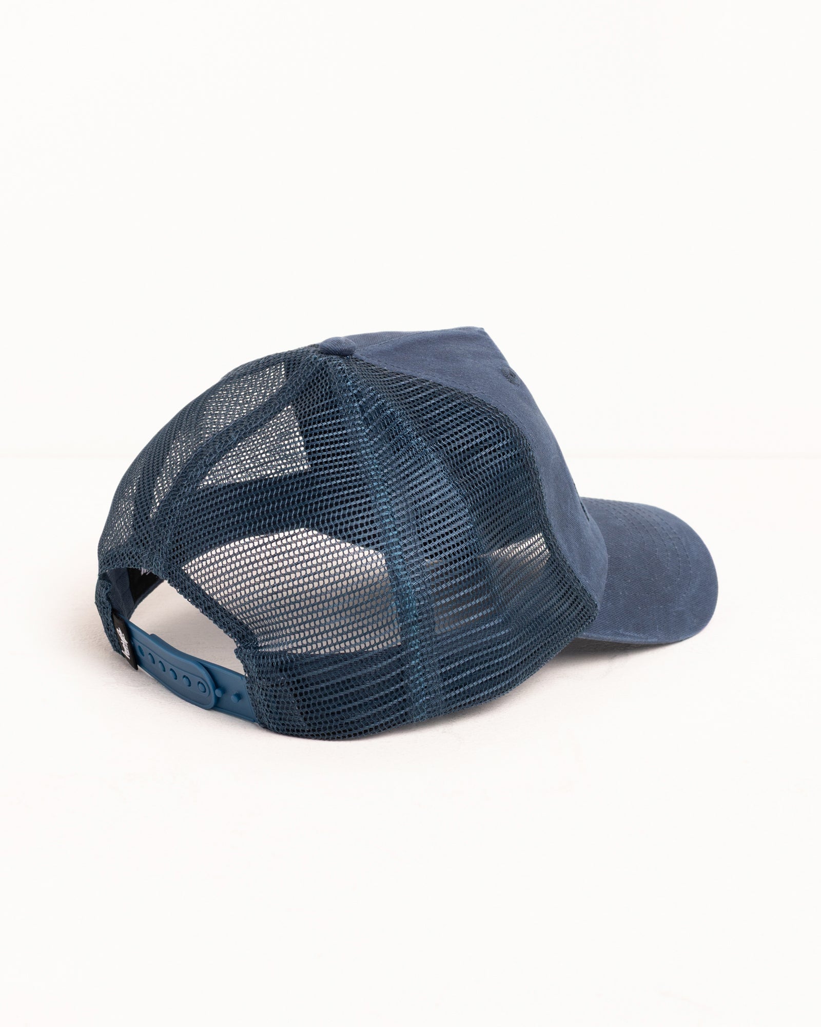 WAXED TRUCKER CURSIVE STITCH SNAPBACK - Image 3