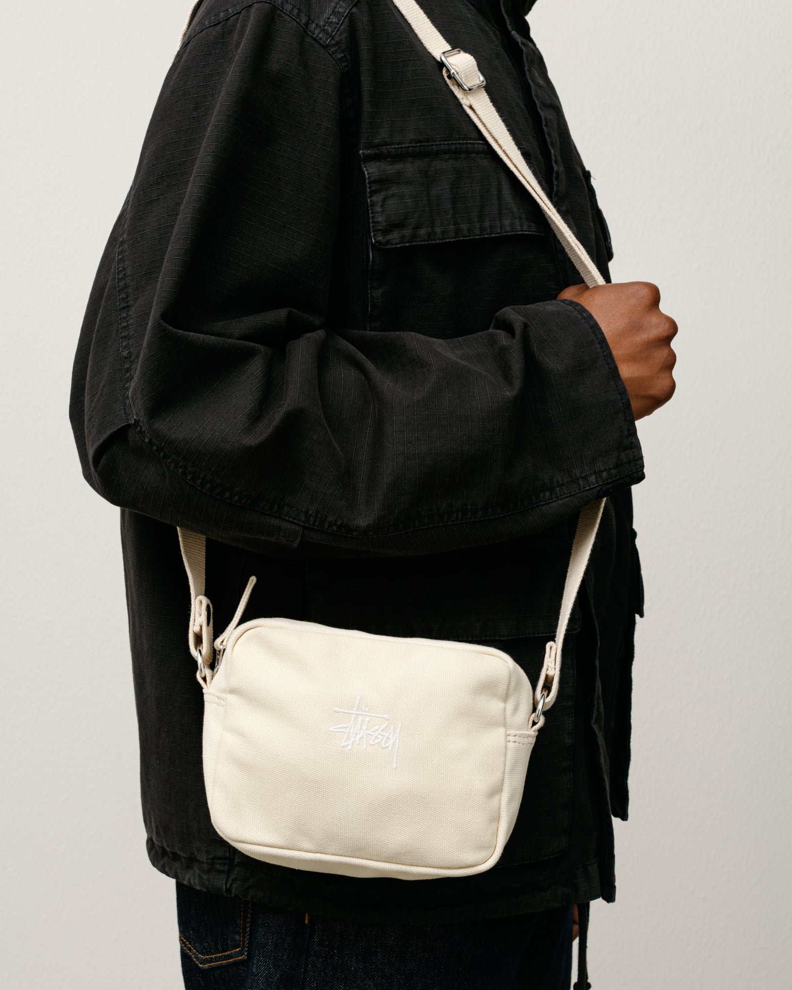 CANVAS POUCH - Image 4